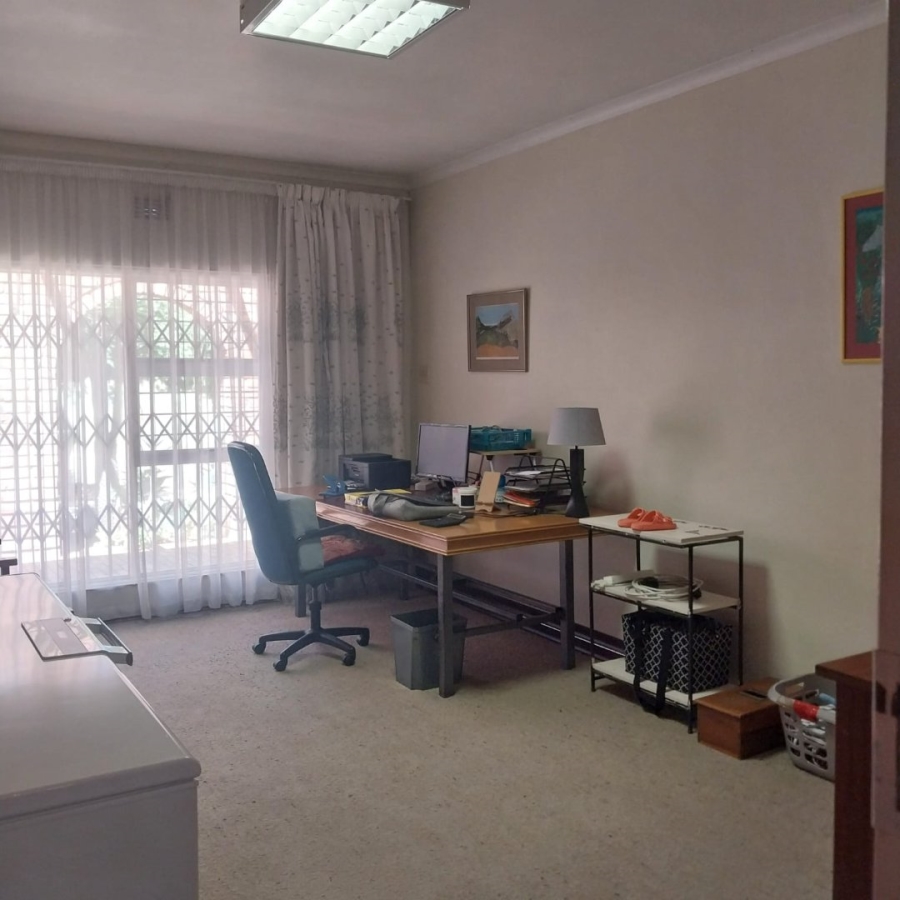 5 Bedroom Property for Sale in El Toro Park Northern Cape